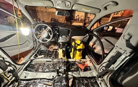KIA Optima III, 2011 год, 1 250 000 рублей, 28 фотография
