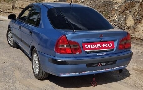 Mitsubishi Carisma I, 2000 год, 350 000 рублей, 3 фотография