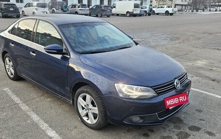Volkswagen Jetta VI, 2013 год, 800 000 рублей, 4 фотография