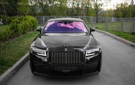 Rolls-Royce Ghost Series II рестайлинг, 2022 год, 45 900 000 рублей, 2 фотография