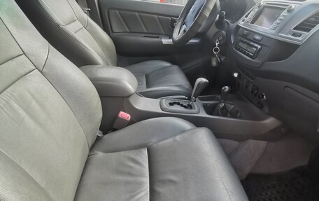 Toyota Hilux VII, 2012 год, 2 870 000 рублей, 18 фотография