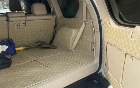 Toyota Land Cruiser Prado 150 рестайлинг 2, 2021 год, 4 900 000 рублей, 10 фотография