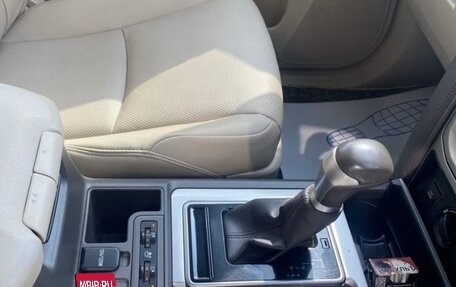 Toyota Land Cruiser Prado 150 рестайлинг 2, 2021 год, 4 900 000 рублей, 11 фотография