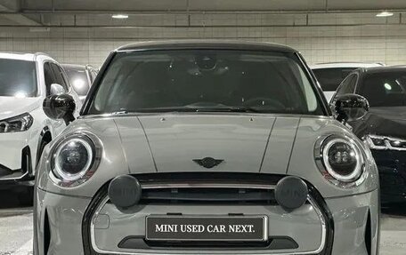 MINI Hatch, 2021 год, 2 045 000 рублей, 3 фотография