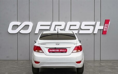 Hyundai Accent IV, 2019 год, 1 470 000 рублей, 4 фотография
