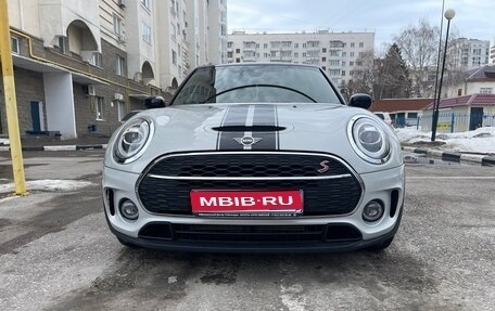 MINI Clubman, 2019 год, 3 000 000 рублей, 1 фотография