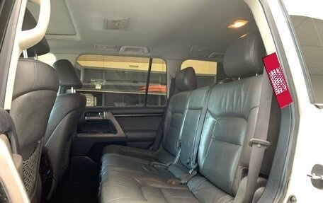 Toyota Land Cruiser 200, 2009 год, 2 500 000 рублей, 9 фотография