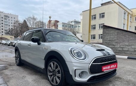 MINI Clubman, 2019 год, 3 000 000 рублей, 5 фотография