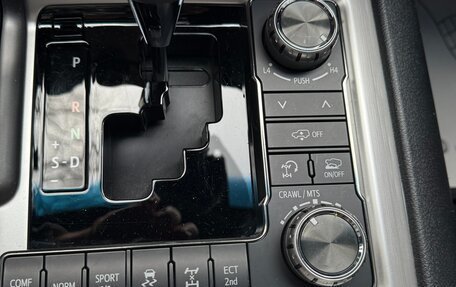 Toyota Land Cruiser 200, 2021 год, 12 500 000 рублей, 36 фотография