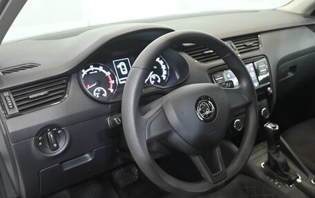 Skoda Octavia, 2019 год, 1 750 000 рублей, 14 фотография