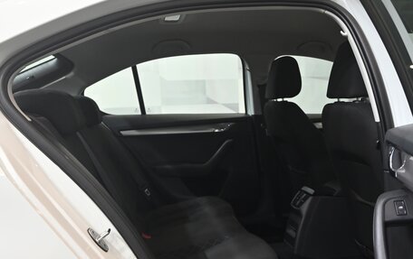 Skoda Octavia, 2019 год, 1 750 000 рублей, 17 фотография