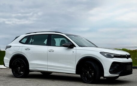 Volkswagen Tiguan, 2025 год, 4 700 000 рублей, 6 фотография