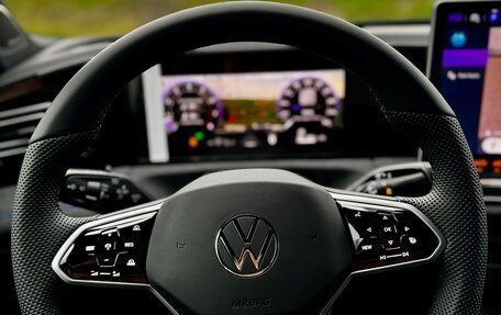 Volkswagen Tiguan, 2025 год, 4 700 000 рублей, 33 фотография
