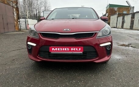 KIA Rio IV, 2017 год, 830 000 рублей, 3 фотография