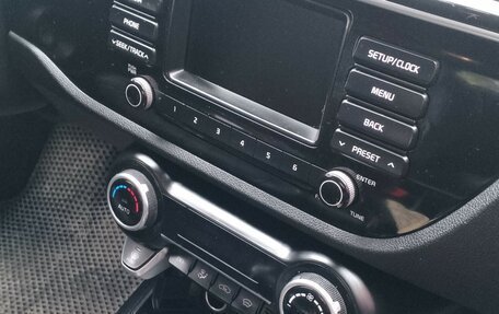 KIA Rio IV, 2017 год, 830 000 рублей, 5 фотография