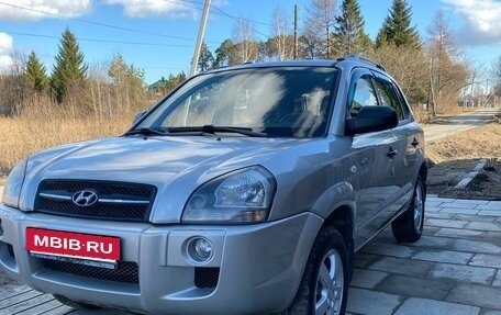 Hyundai Tucson III, 2007 год, 795 000 рублей, 3 фотография