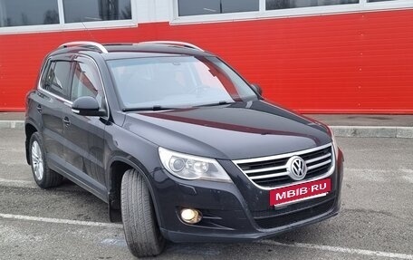 Volkswagen Tiguan I, 2010 год, 950 000 рублей, 4 фотография