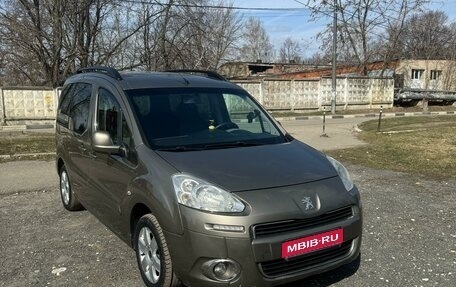 Peugeot Partner II рестайлинг 2, 2013 год, 780 000 рублей, 1 фотография