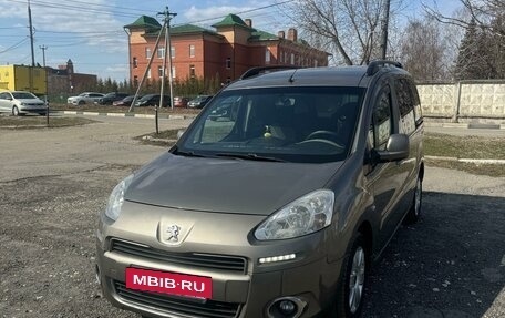 Peugeot Partner II рестайлинг 2, 2013 год, 780 000 рублей, 2 фотография