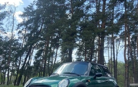 MINI Hatch, 2006 год, 565 000 рублей, 1 фотография