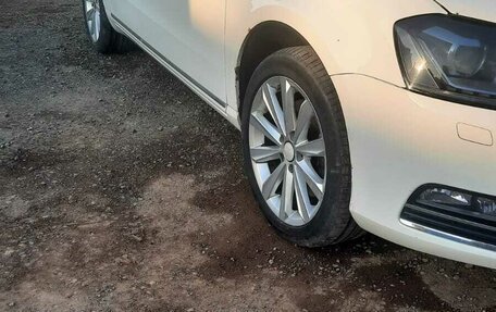 Volkswagen Passat B7, 2012 год, 700 000 рублей, 4 фотография