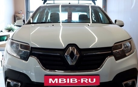 Renault Logan II, 2018 год, 890 000 рублей, 3 фотография