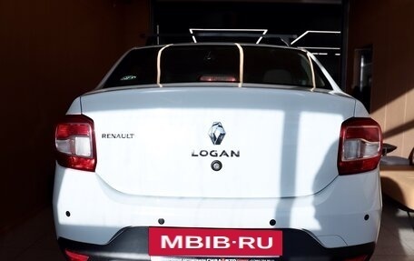 Renault Logan II, 2018 год, 890 000 рублей, 6 фотография