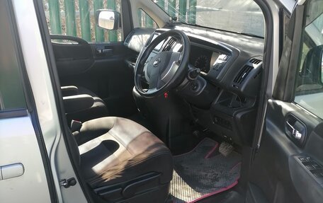 Nissan Serena III, 2008 год, 700 000 рублей, 6 фотография