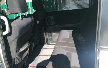 Nissan Serena III, 2008 год, 700 000 рублей, 8 фотография