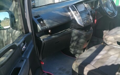 Nissan Serena III, 2008 год, 700 000 рублей, 5 фотография