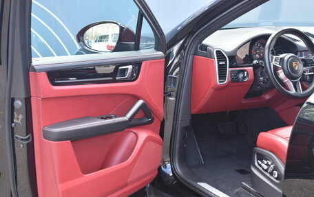 Porsche Cayenne III, 2021 год, 10 460 000 рублей, 8 фотография