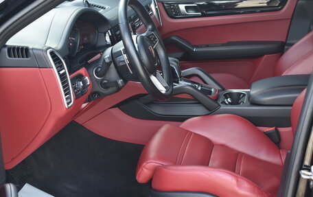 Porsche Cayenne III, 2021 год, 10 460 000 рублей, 13 фотография