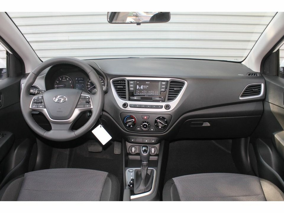 Hyundai Solaris II, 2019 год, 400 000 рублей, 6 фотография