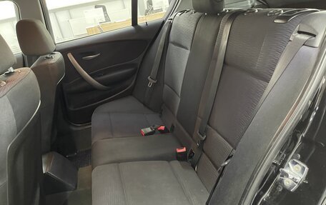BMW 1 серия, 2009 год, 699 000 рублей, 21 фотография