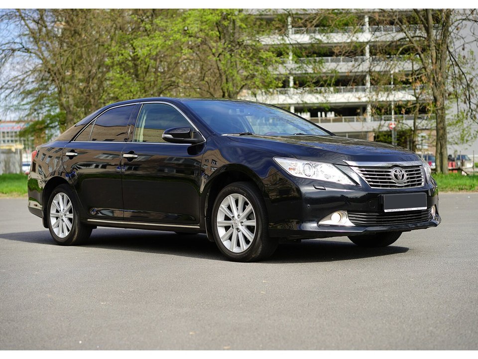 Toyota Camry XV50 рестайлинг, 2014 год, 490 000 рублей, 2 фотография