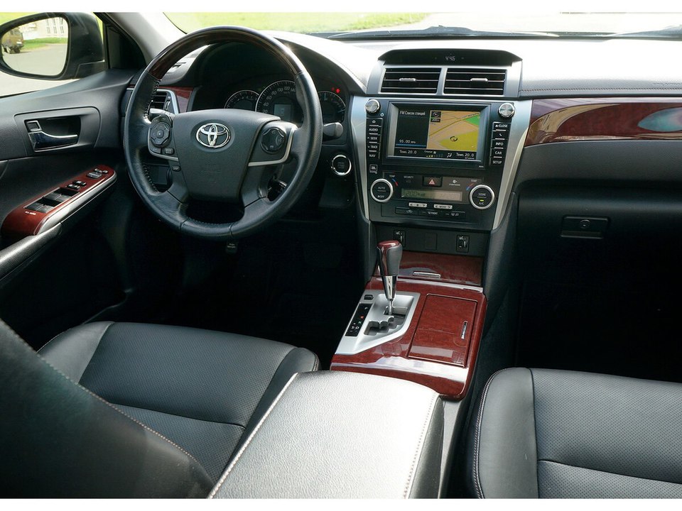 Toyota Camry XV50 рестайлинг, 2014 год, 490 000 рублей, 6 фотография