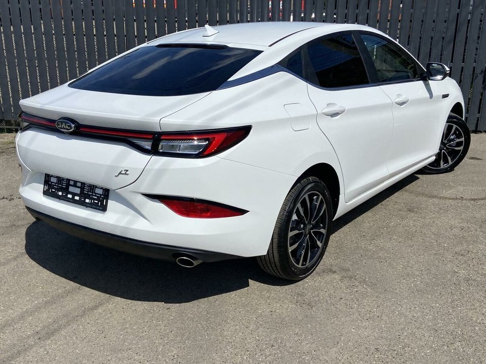 JAC S7, 2022 год, 800 000 рублей, 8 фотография