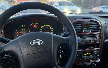 Hyundai Sonata IV рестайлинг, 2005 год, 425 000 рублей, 24 фотография