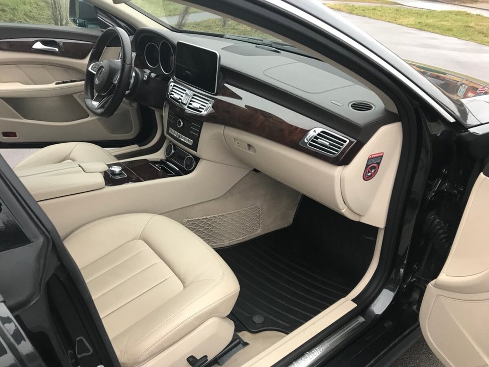 Mercedes-Benz CLS C218 рестайлинг, 2015 год, 1 100 000 рублей, 6 фотография