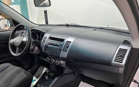 Mitsubishi Outlander III рестайлинг 3, 2011 год, 1 299 000 рублей, 6 фотография