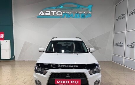 Mitsubishi Outlander III рестайлинг 3, 2011 год, 1 299 000 рублей, 2 фотография