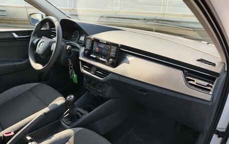 Skoda Rapid II, 2021 год, 1 589 000 рублей, 10 фотография