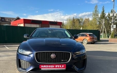Jaguar XE I рестайлинг, 2019 год, 3 490 000 рублей, 5 фотография