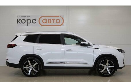 Chery Tiggo 8 Pro, 2021 год, 1 890 000 рублей, 4 фотография