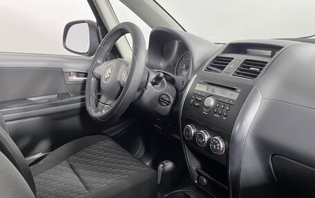 Suzuki SX4 II рестайлинг, 2007 год, 865 000 рублей, 9 фотография