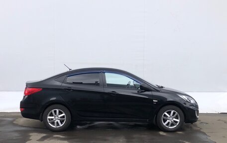 Hyundai Solaris II рестайлинг, 2012 год, 680 000 рублей, 4 фотография