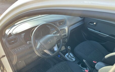KIA Rio III рестайлинг, 2012 год, 600 000 рублей, 5 фотография
