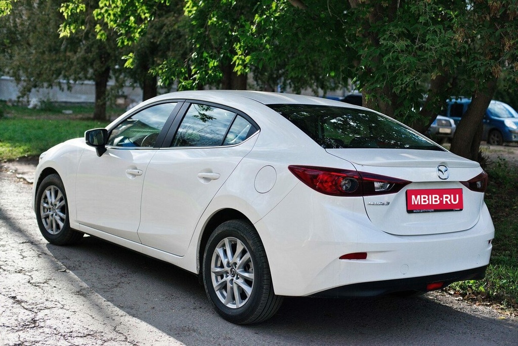 Mazda 3 BM рестайлинг, 2017 год, 590 000 рублей, 3 фотография