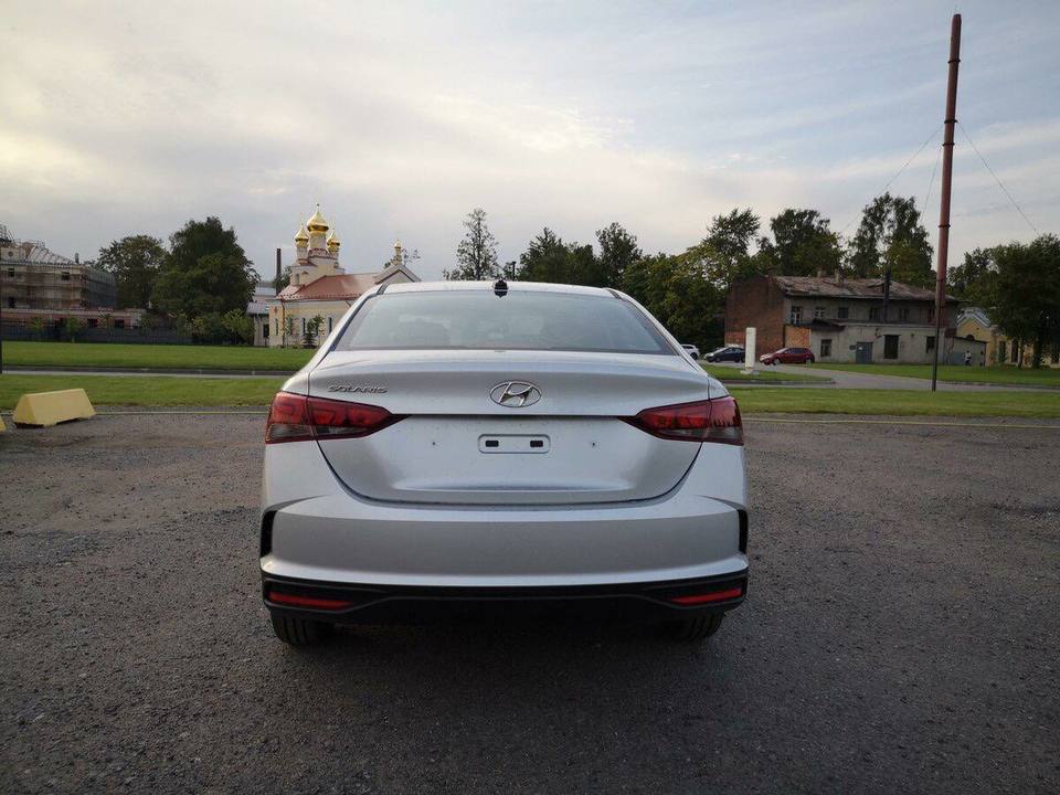 Hyundai Solaris II рестайлинг, 2022 год, 700 000 рублей, 9 фотография