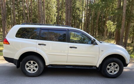 Mitsubishi Pajero Sport II рестайлинг, 2013 год, 1 550 000 рублей, 8 фотография